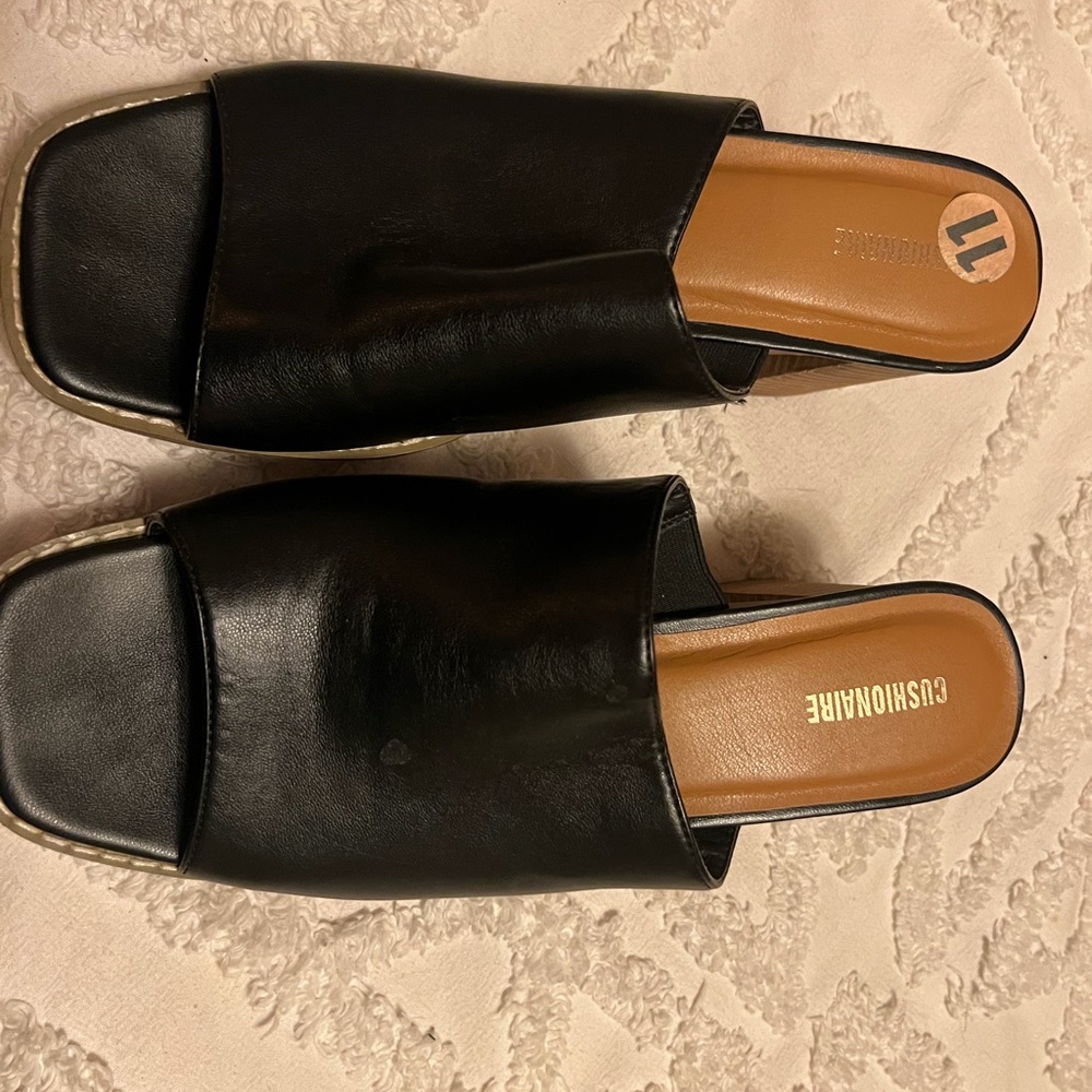 Sleek Square-Toe Leather Mule Slides in Classic Black - Picture 9 of 9